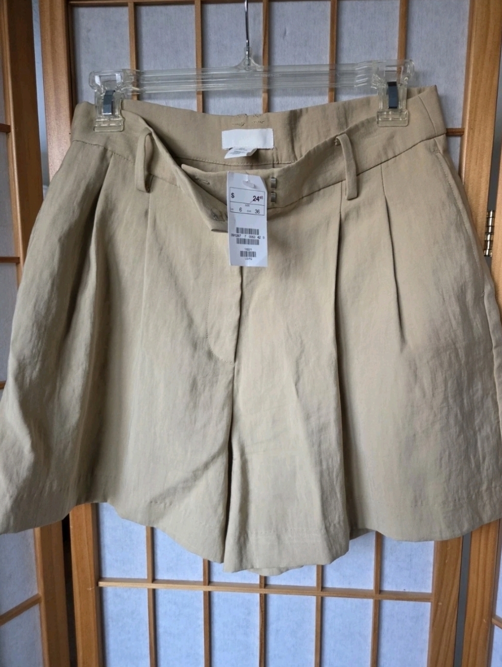 NWT WOMENS H&M MIX VISCOSE TAN COLOR SHORTS SIZE EU 38/US/36/6
